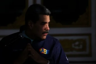 Troca de celulares e mudança de camas: Maduro busca segurança, diz NYT