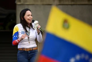 María Corina diz que transição do governo de Maduro é 