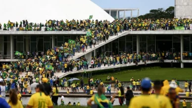 8/1: relembre o dia dos ataques aos Três Poderes, ocorridos há três anos