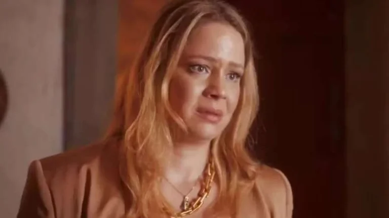 Coração Acelerado: Zilá se apavora ao ser desmascarada por Cinara