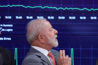 Lula deixa Alvorada em fim de semana de ato de Nikolas em Brasília