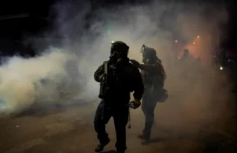 Jornalista independente Georgia Fort é detida por protesto contra o ICE