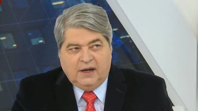 Datena anuncia saída da RedeTV: “Cansado de fazer o programa da tarde”