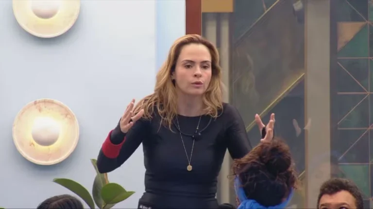 BBB26: Em discussão, Ana Paula xinga Aline e diz que ela é maior planta da edição