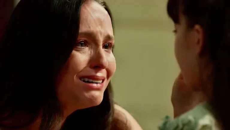 “Êta Mundo Melhor!”: Estela revela quem é o pai de Anabela