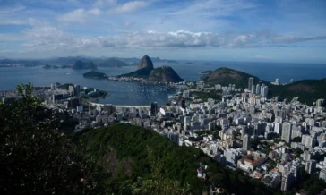 Rio de Janeiro recebe recorde de turistas internacionais em 2025
