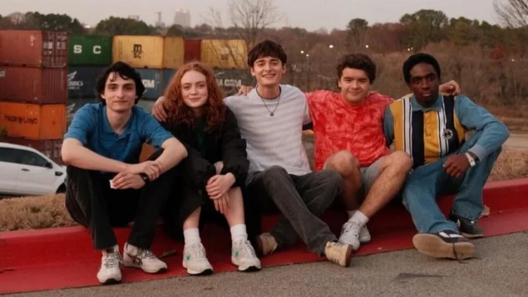Atores de “Stranger Things” se despedem da série