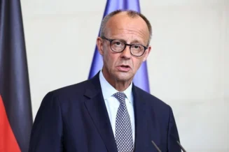 Chanceler da Alemanha pede transição para governo legitimado por eleições