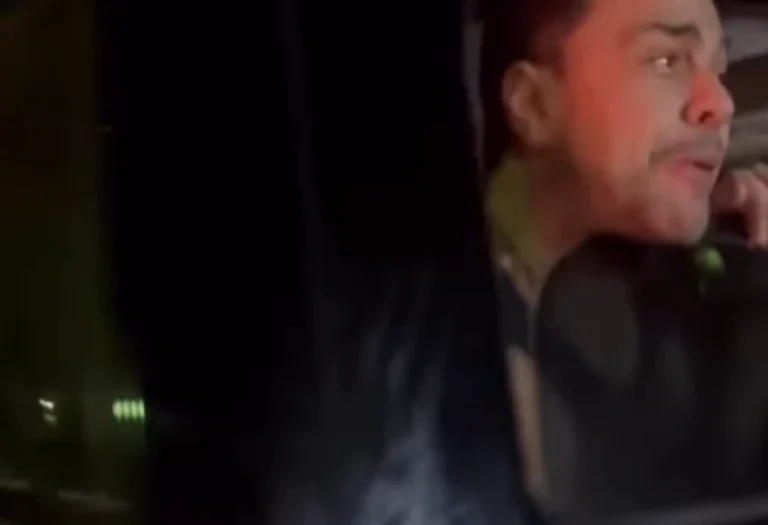 Zezé Di Camargo fica com cabeça presa na janela do carro ao atender fãs; veja