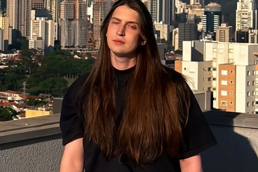 Felca propõe disque-denúncia contra maus-tratos a animais