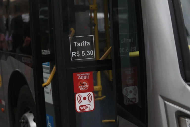 Lula vai propor “SUS do Transporte” com tarifa zero em plano de governo