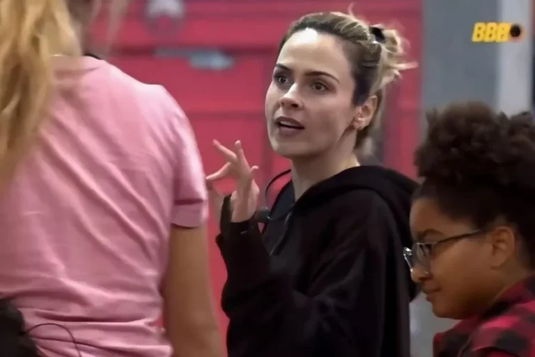 Ana Paula recebeu ligação no BBB 26? Entenda se ela foi favorecida