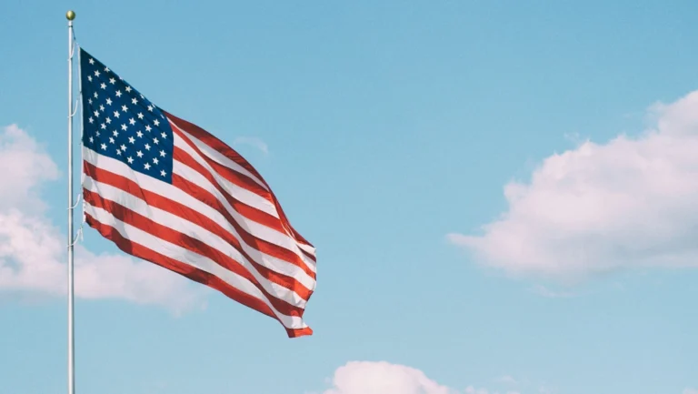 Déficit orçamentário dos EUA em janeiro cai para US$ 95 bilhões