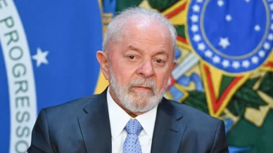 Lula pede que governo se afaste do Caso Master