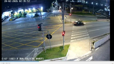 Casal é atropelado enquanto atravessava faixa de pedestres em SP; veja