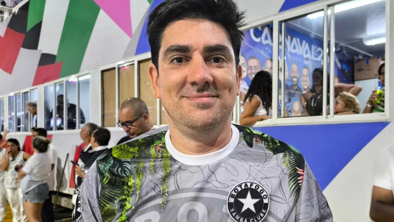 Marcelo Adnet diz como foi compor samba sobre Burle Marx