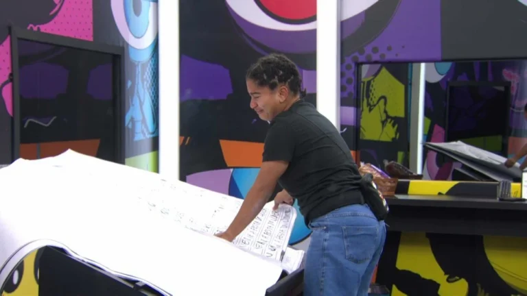 Milena não conclui desafio do Barrado no Baile após 5 horas e chora