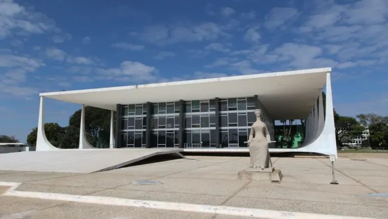 Servidor do Serpro no RJ teria vendido informações de ministros