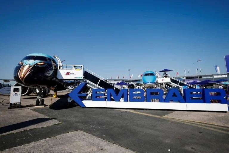 Mudança nas tarifas de Trump pode beneficiar setor aéreo no Brasil e EUA