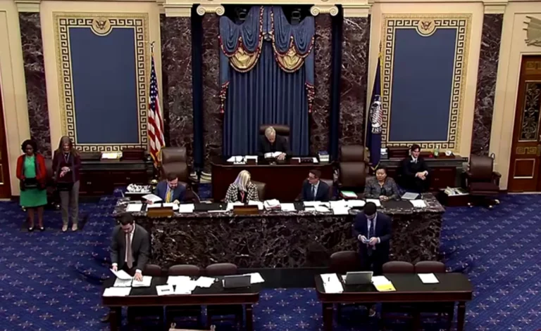 EUA: Senado barra texto que exige aprovação do Congresso para ataque ao Irã