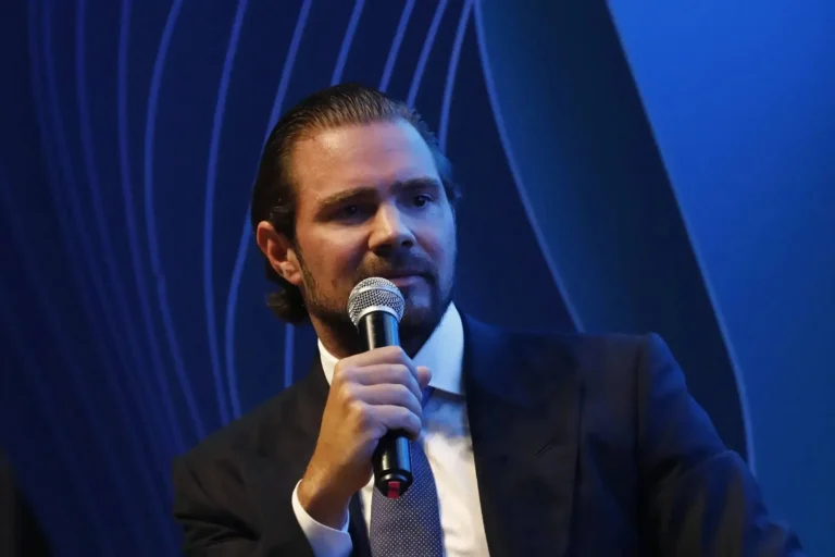 Vorcaro falou em simular assalto para “dar um pau” em jornalista, diz PF