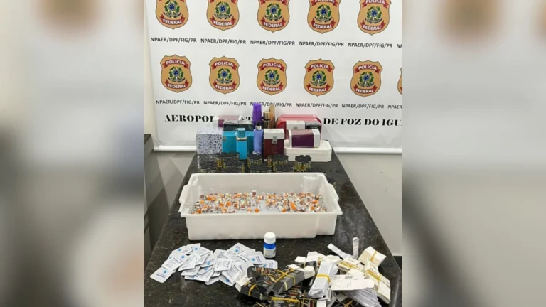 Passageiro é preso com 430 remédios para emagrecer e anabolizantes no PR