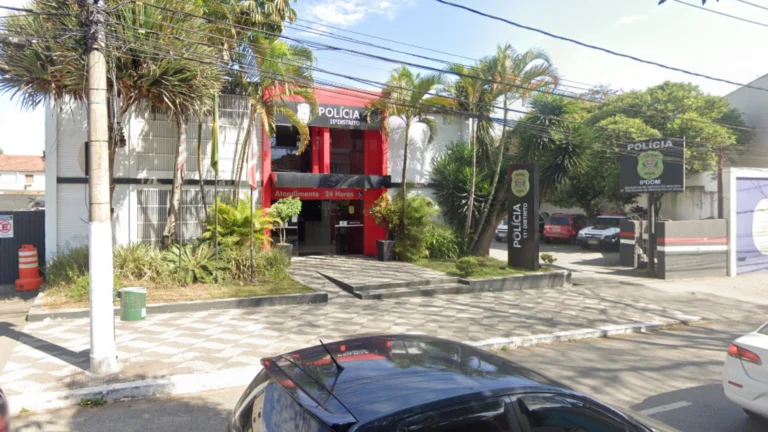 Socos e mordidas: mãe é presa após agredir e tentar esfaquear criança em SP