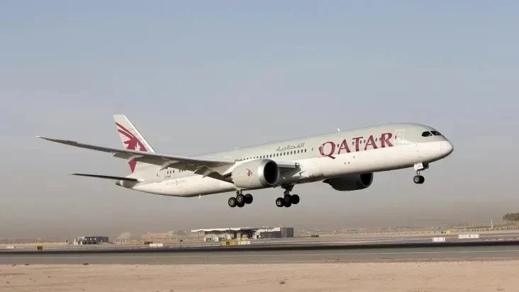 Qatar Airways retoma operação limitada em meio à guerra no Oriente Médio