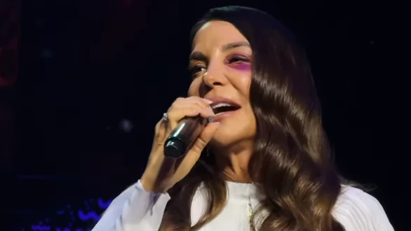 Ivete Sangalo passa por cirurgia no rosto, após queda e desmaio