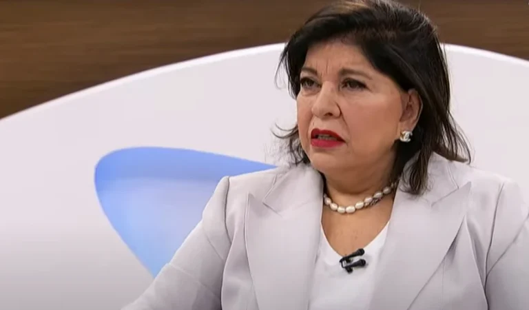 Roberta Miranda comenta sobre intimidade de mulheres lésbicas; veja