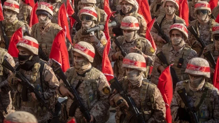 Israel afirma ter matado chefe de inteligência da força paramilitar Basij