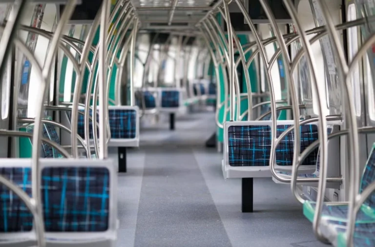 Lollapalooza 2026: metrô e trens terão operação 24 horas durante o festival