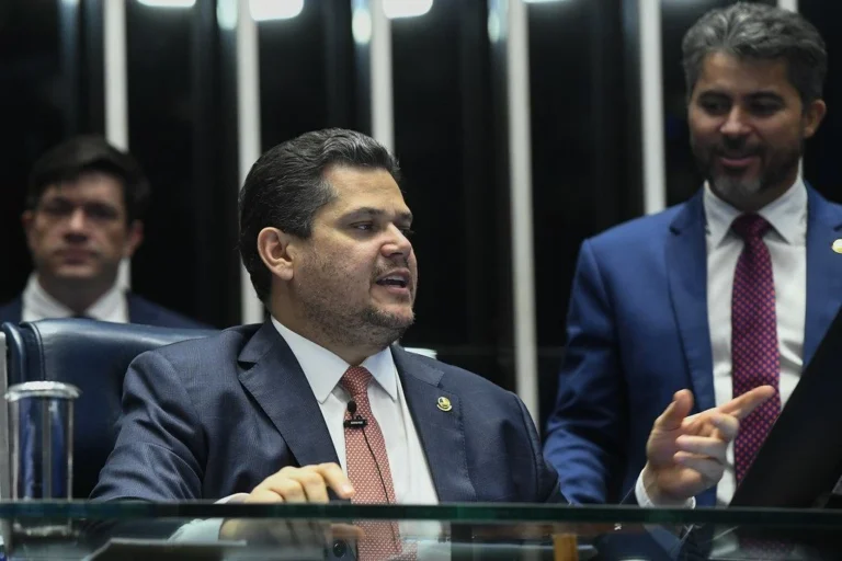 Governo vê ala do STF mirando Master em união com Alcolumbre contra Messias