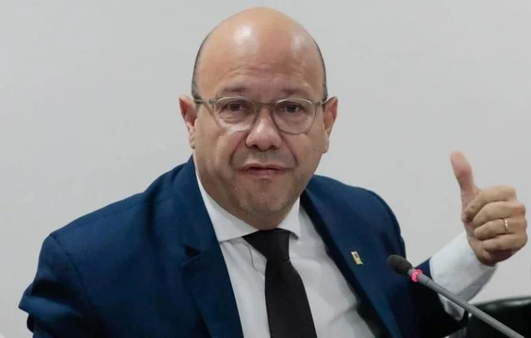Preterido na SRI, aliado de Gleisi assume agência de desenvolvimento