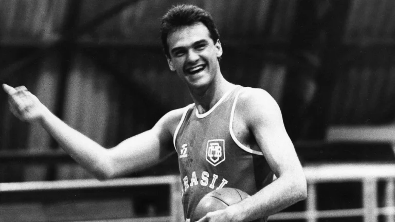 Lula lamenta morte de Oscar Schmidt: “Maior ídolo do basquete brasileiro”