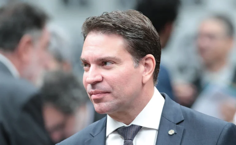 PF monitorou Ramagem e avisou polícia dos EUA sobre documentação