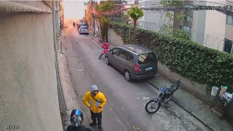 Vídeo: Veja momento de explosão em casa que deixou morto e feridos em SP