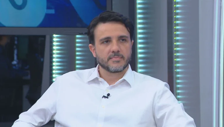 Renan Santos visa Nordeste ao falar em “acordo” com EUA por terras raras