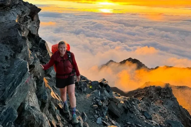 Alpinista morre após ser atingida por uma avalanche no Nepal