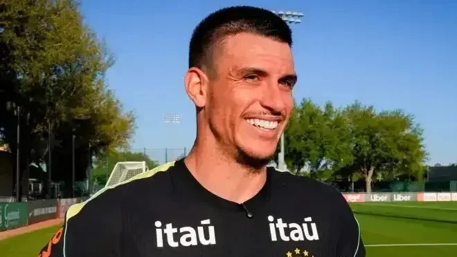 Zagueiro da Seleção Brasileira revela time do coração antes da Copa