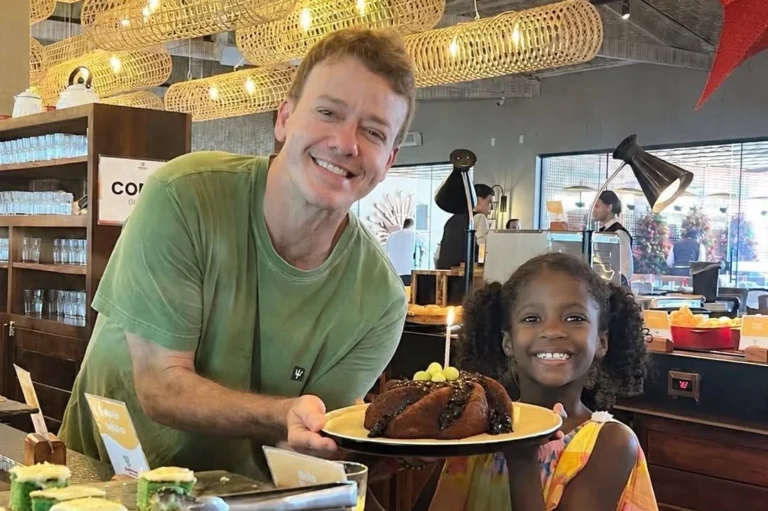Pablo Sanábio celebra aniversário após tumor: “Aproveitar cada instante”