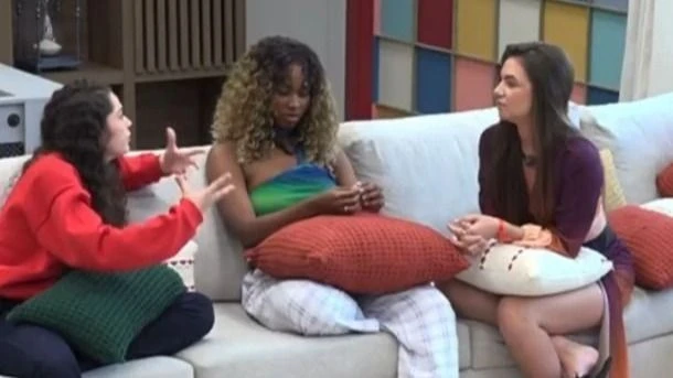 “Casa do Patrão”: parcial mostra porcentagem apertada entre jogadoras