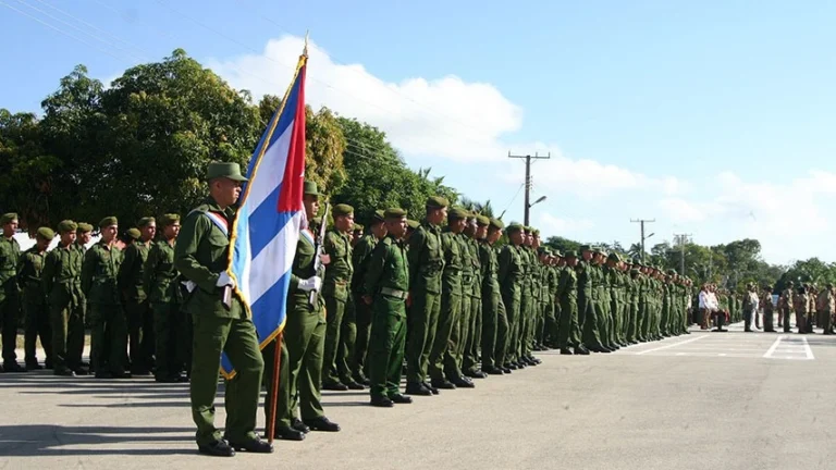 Cubanos passam venezuelanos e lideram pedidos de refúgio no Brasil