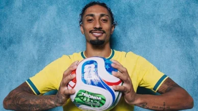 Raphinha é alvo de clubes sauditas e pode deixar o Barcelona, diz jornal