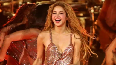 Shakira comemora classificação da Colômbia na próxima fase da Copa do Mundo