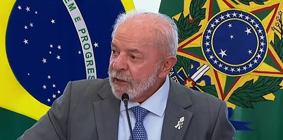 Análise: Lula adota “silêncio estratégico” sobre PEC 6x1 no Senado