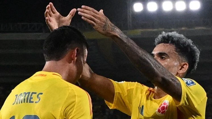 James Rodríguez projeta colombiano como vencedor da Bola de Ouro