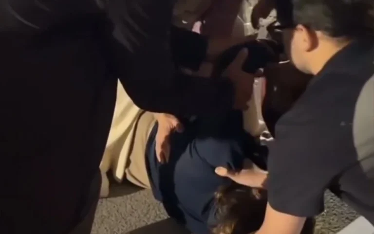 Influenciador testemunhou queda de mulher de escada de avião durante desembarque em SP: Caiu já nos últimos degraus