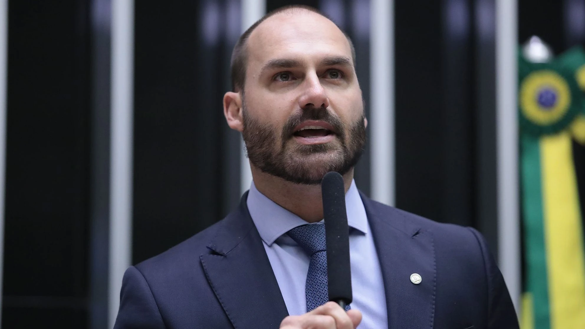 Defensoria pede adiamento de julgamento de Eduardo e cita risco de empate