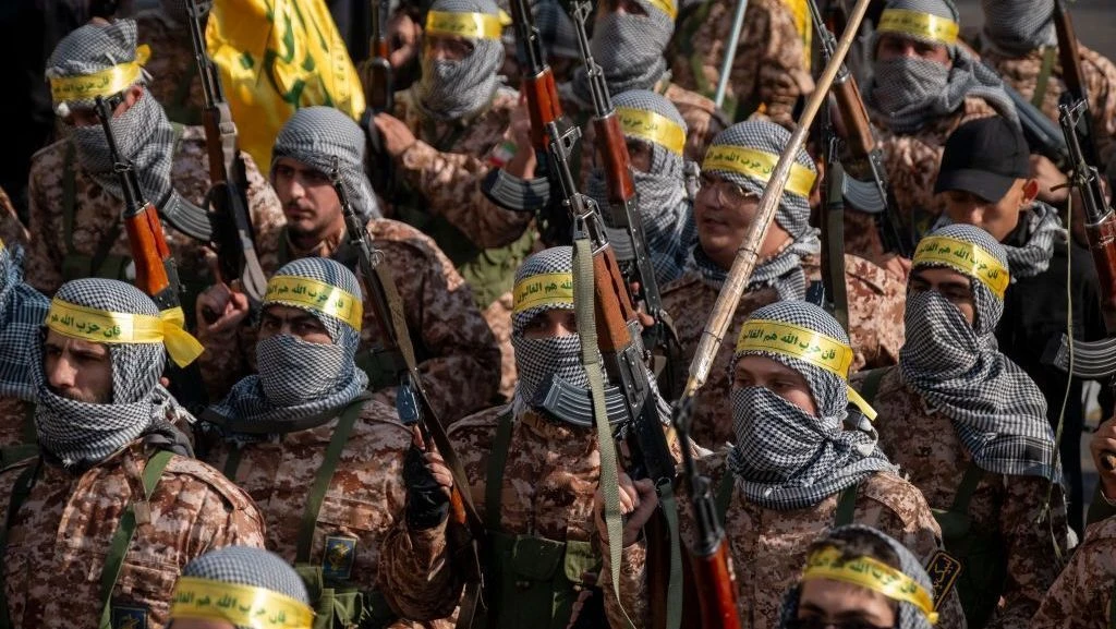 Irã atinge base militar dos EUA na Jordânia, diz mídia iraniana